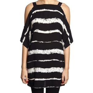 EUC Joseph Ribkoff Georgette Shoulder Cutout Tunic Top Size 8